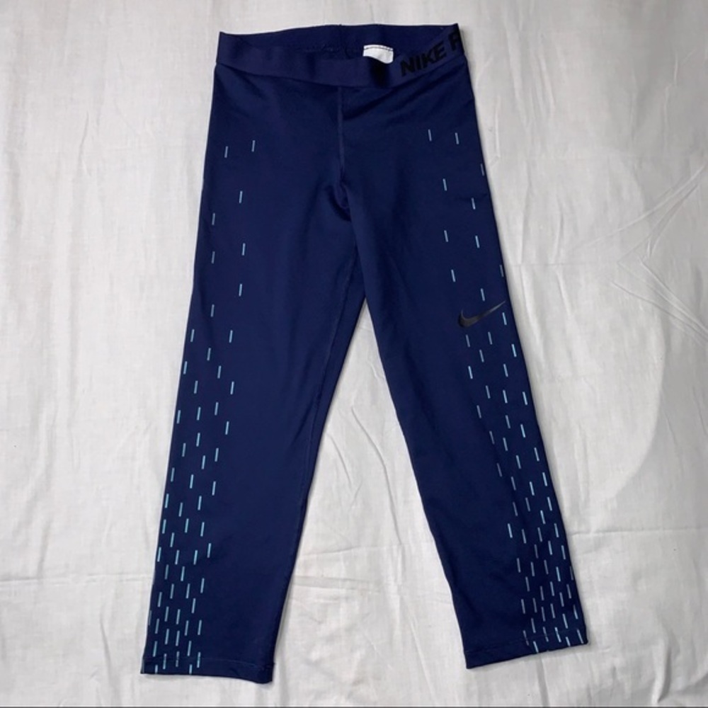 Women’s Nike Pro leggings